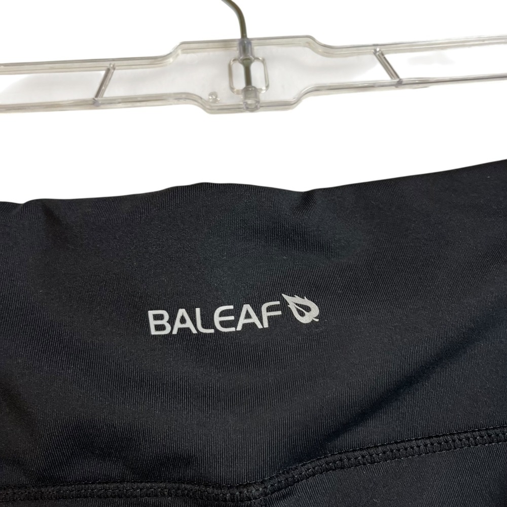 NWT BALEAF Women Black Athletic Bike Shorts Pockets Mid Thigh Workout Gym Size M - Picture 4 of 5
